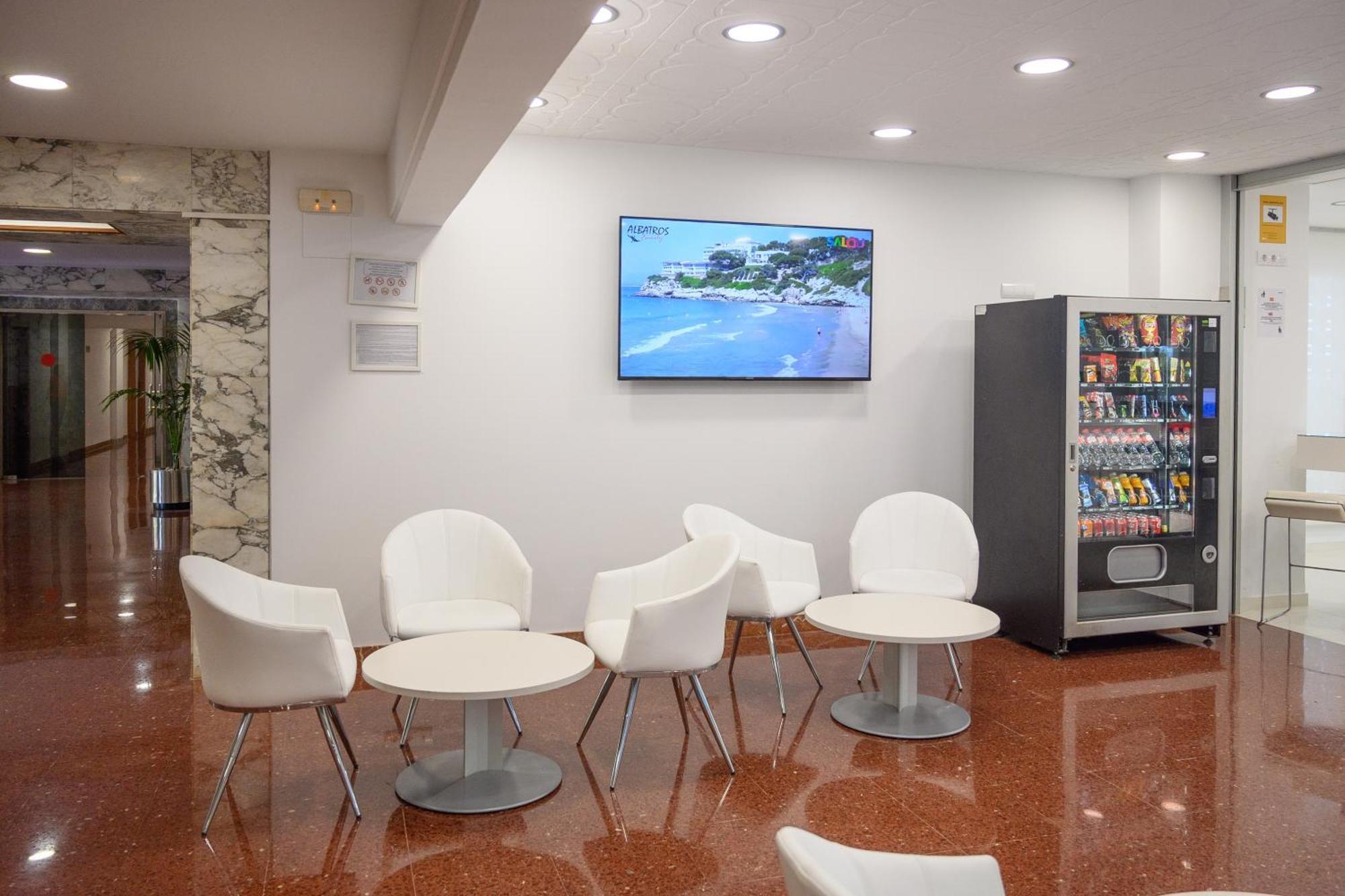Apartaments Albatros Family ซาลอว์ ภายนอก รูปภาพ