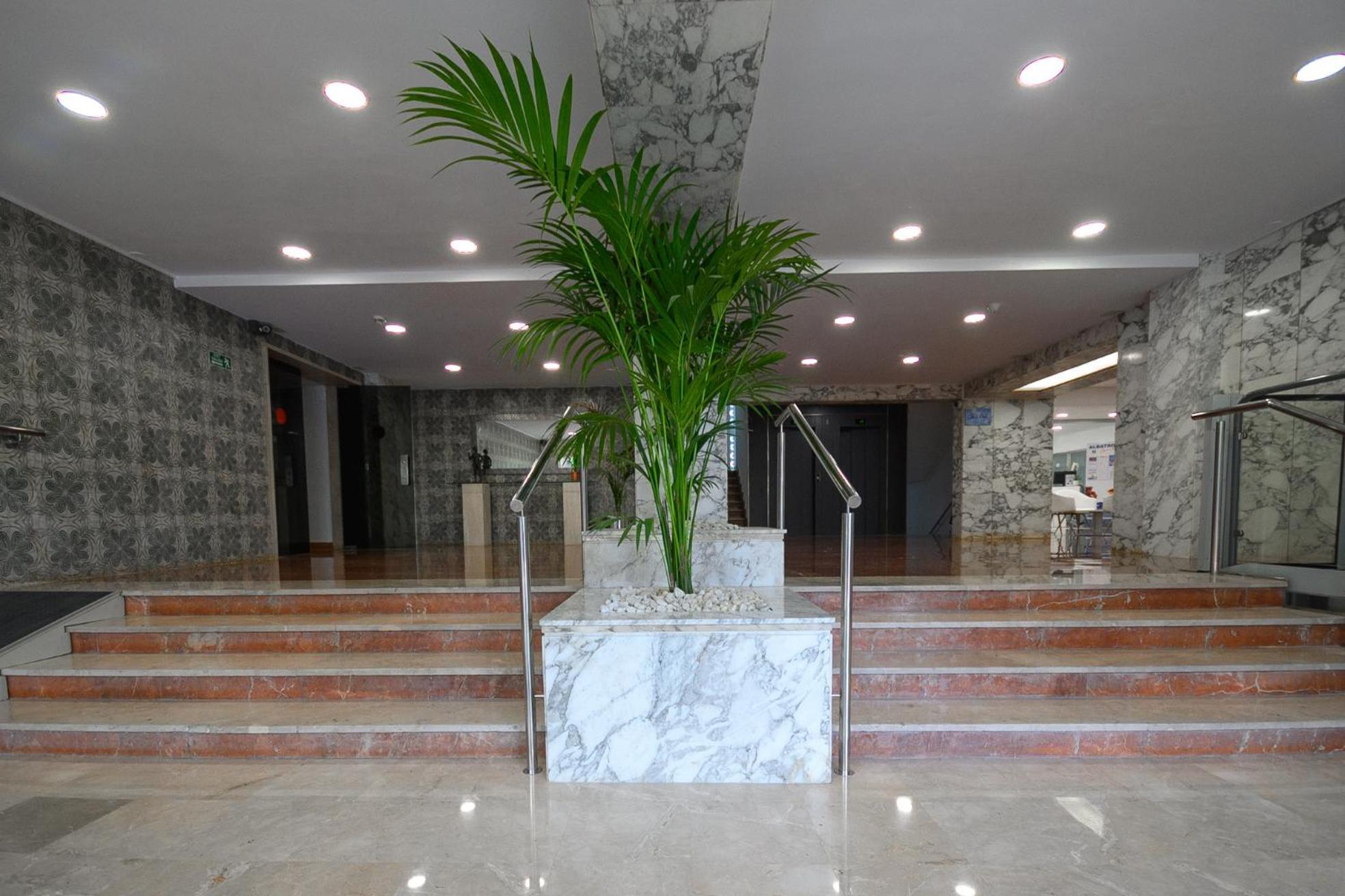 Apartaments Albatros Family ซาลอว์ ภายนอก รูปภาพ