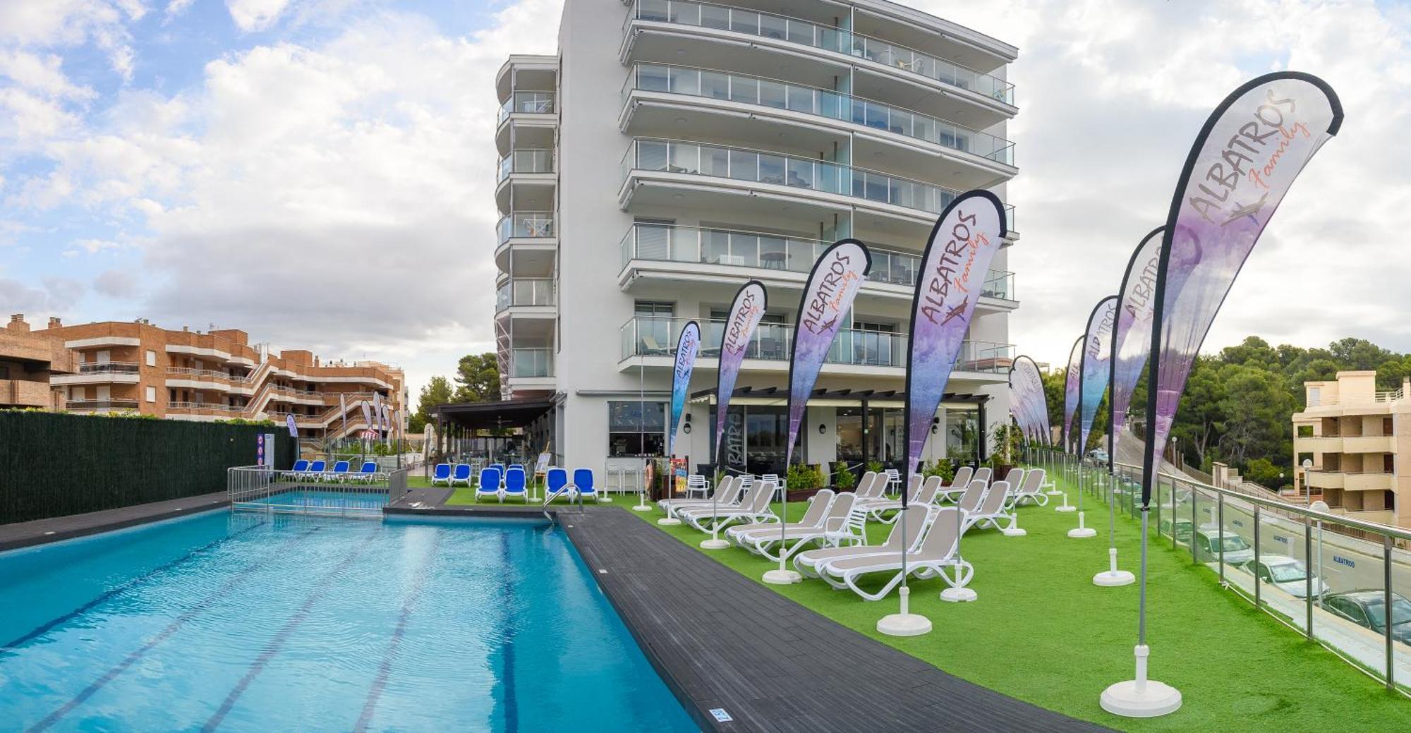 Apartaments Albatros Family ซาลอว์ ภายนอก รูปภาพ