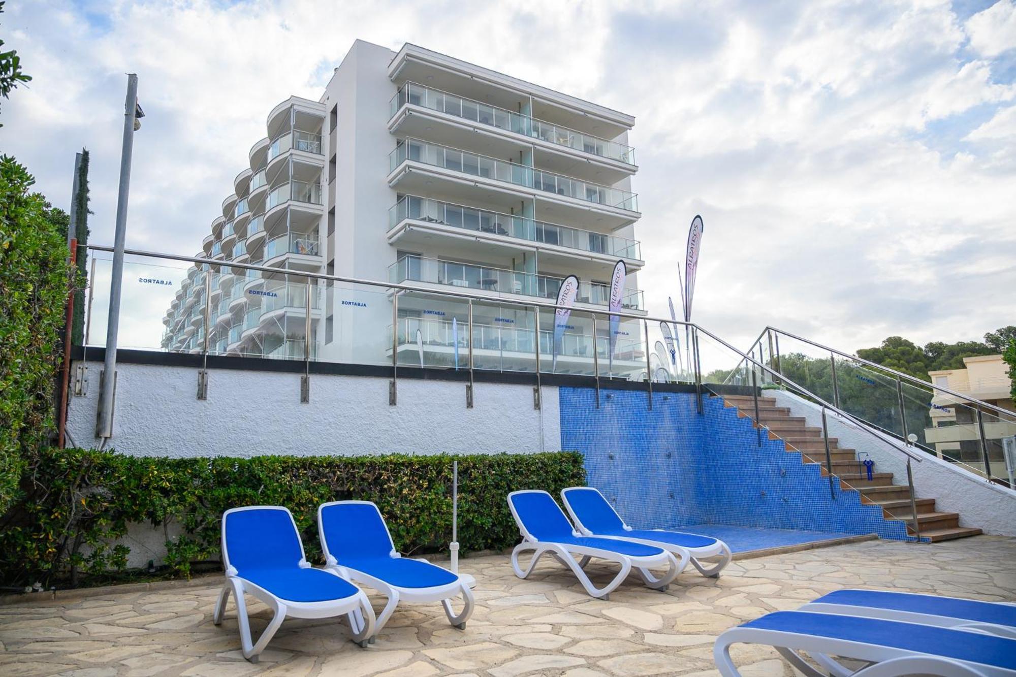 Apartaments Albatros Family ซาลอว์ ภายนอก รูปภาพ