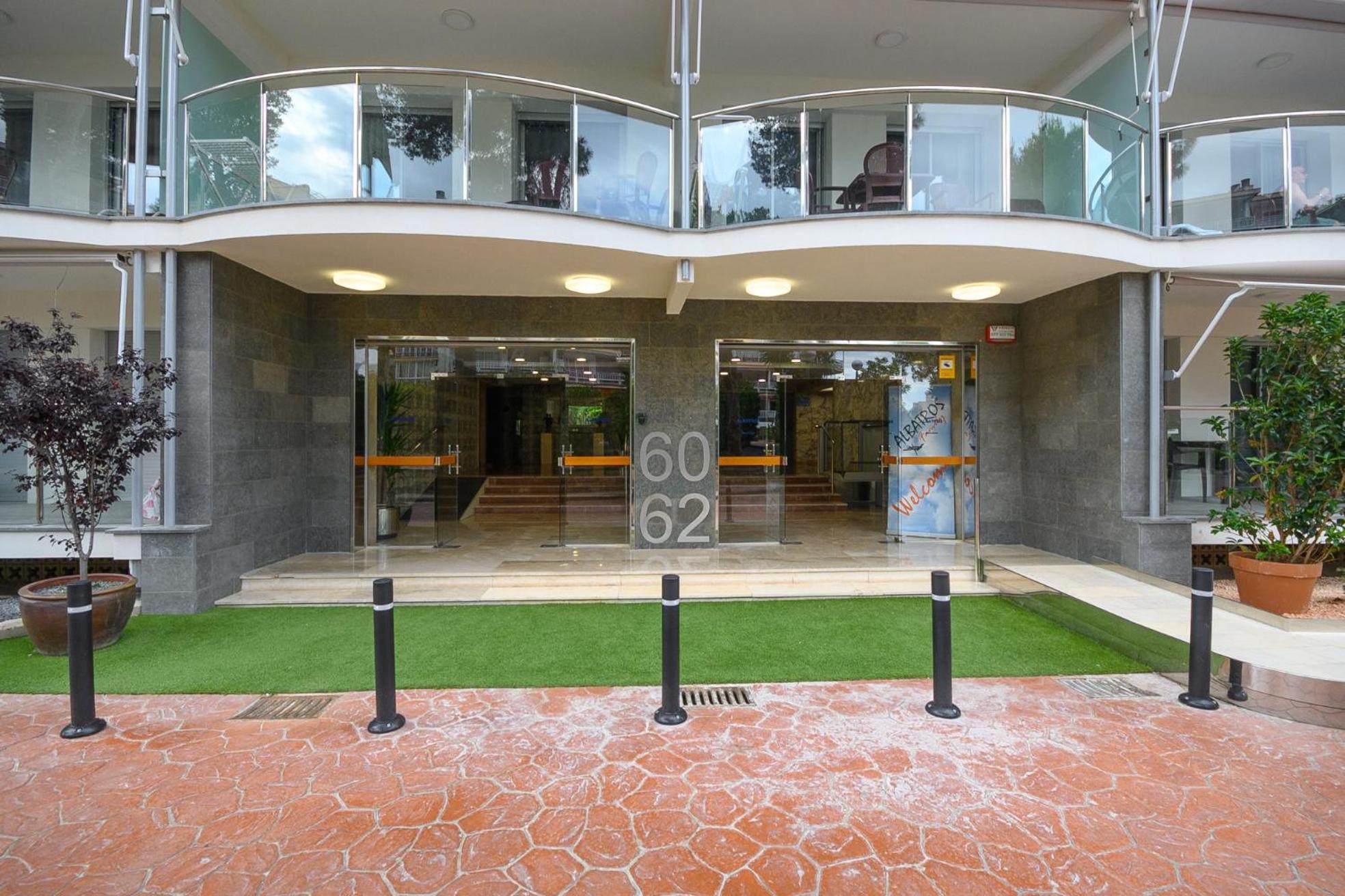 Apartaments Albatros Family ซาลอว์ ภายนอก รูปภาพ